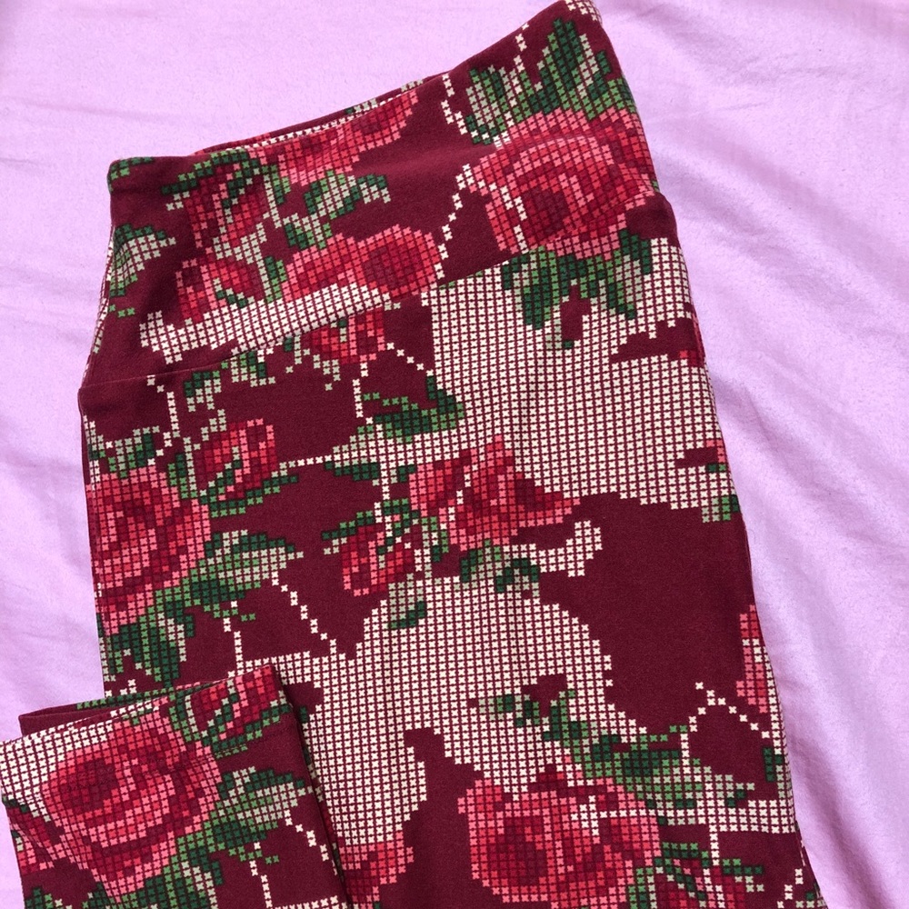 New Tc Tall Curvy Lularoe leggings Cupid Rose